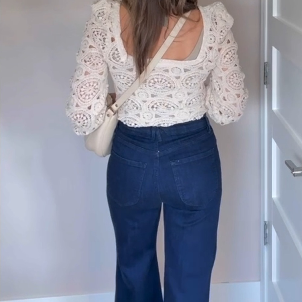 100% cotton crocheted puff sleeve top XS